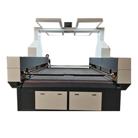 1825 Prix de la machine de découpe laser pour vêtement par sublimation