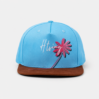 Casquette de baseball personnalisée bleu ciel à visière plate, 6 panneaux, snapback, visière en daim brodée de fleurs, chapeau ajustable, vente en gros, OEM, faible MOQ