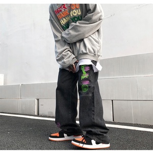 <span class=keywords><strong>กางเกง</strong></span><span class=keywords><strong>ยีน</strong></span><span class=keywords><strong>ส์</strong></span>ฮิปฮอปทรงหลวมสำหรับผู้<span class=keywords><strong>ชาย</strong></span><span class=keywords><strong>กางเกง</strong></span><span class=keywords><strong>ยีน</strong></span><span class=keywords><strong>ส์</strong></span>กราฟฟิตีดีไซน์แนวสตรีท - Product Image 2