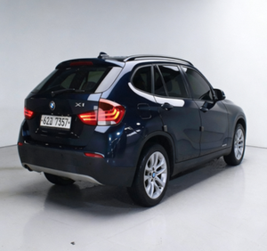 BMW X1 2015 Diésel SUV Transmisión Automática xDrive AWD Bajo Consumo de Combustible Motor Potente Buen Estado Listo para Exportación - Product Image 1