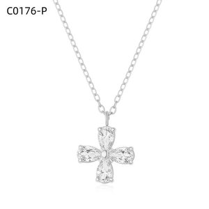 Collier pendentif fleur Amy Amy plaqué argent avec zircon cubique taille marquise, bijou classique pour femme, idéal pour le quotidien, cadeau - Product Image 1