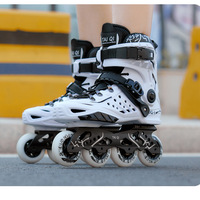 Patins à roulettes adultes en matériau PU unisexe plat professionnel avec semelle intermédiaire en EVA pour mouvement clignotant