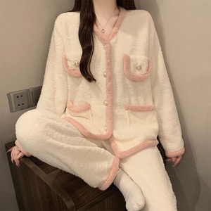 All'ingrosso abbigliamento <span class=keywords><strong>da</strong></span> <span class=keywords><strong>notte</strong></span> in velluto <span class=keywords><strong>da</strong></span> donna con scollo a V caldo invernale Cardigan pantaloni a maniche lunghe Casual abbigliamento <span class=keywords><strong>da</strong></span> casa <span class=keywords><strong>da</strong></span> ragazza - Product Image 5