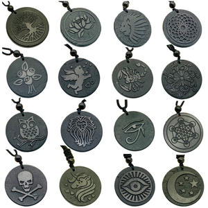 Pendentif en Shungite Russe Antique Fait Main en Pierre Naturelle Pure 35-40mm, Vente en Gros de Pierres Naturelles – Approvisionnement Direct Usine - Product Image 3