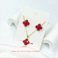 Nouvelle collection de bijoux Clover en cuivre plaqué or 14 carats, ensemble collier et boucles d'oreilles classiques à motif de fleur porte-bonheur pour mariage et soirée