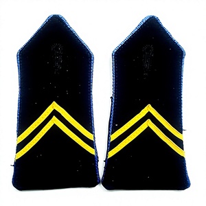 Écusson d'épaule de Sergent de la Fédération Yougoslave, Vodnik SFRJ, Capitaine de Corvete de la Marine JNA, en toile brodée à la main, à coudre - Product Image 1