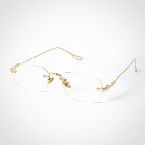 <span class=keywords><strong>Lunettes</strong></span> photochromiques <span class=keywords><strong>et</strong></span> <span class=keywords><strong>anti</strong></span>-<span class=keywords><strong>lumière</strong></span> <span class=keywords><strong>bleue</strong></span> en métal certifiées CE, adaptées à une utilisation en intérieur <span class=keywords><strong>et</strong></span> en extérieur, bloquant les rayons ultraviolets - Product Image 6