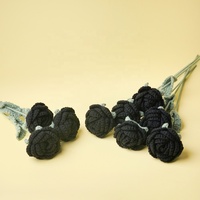 Décoration de la maison Bouquet de fleurs de simulation fait à la main Rose noire fil de laine éternel artificiel tricoté fleur Crochet fleur
