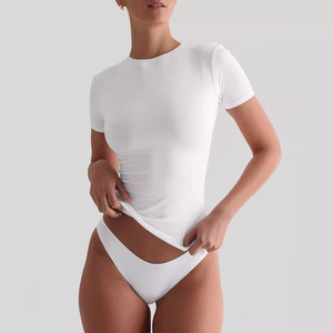 Camiseta Corta Básica para Mujer, de Manga Corta, Elástica, Cuello Redondo, Ajustada, Lisa, Informal, para Uso Diario - Product Image 4