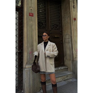 Chaqueta Blazer de Gamuza para Mujer, Color Beige, 3 Botones, Corte Clásico, Ropa de Oficina - Product Image 5