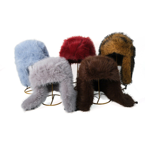 Chapeau de ski en fausse fourrure personnalisé de qualité supérieure, chaud et épais, avec <span class=keywords><strong>cache</strong></span>-<span class=keywords><strong>oreilles</strong></span>, couleur unie, <span class=keywords><strong>pour</strong></span> <span class=keywords><strong>homme</strong></span> et femme - Product Image 2
