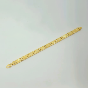 Bracelet pour homme en or jaune 22 carats avec maillons carrés texturés, finition premium, bijou élégant et traditionnel pour tous les jours et les soirées - Product Image 2