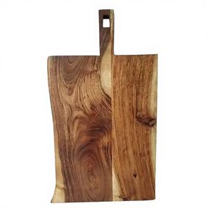 Tabla de Cortar de Madera Antibacteriana Ecológica con Acabado Liso para la Encimera de la Cocina |   Tabla de Cortar Resistente para un Corte Fácil y Seguro - Product Image 1