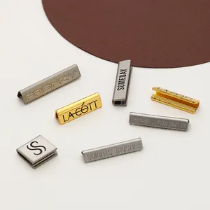 의류를위한 의류 아연 합금 클램프 로고로 사용자 정의 회사 로고 금속 Teetch 클립 로고