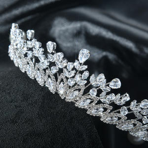 Romántico lujo banquete princesa CZ circón <span class=keywords><strong>coronas</strong></span> plateado boda dama <span class=keywords><strong>de</strong></span> honor nupcial tiaras - Product Image 4