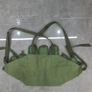 Pochette pour magazines en sangle Molle, sac utilitaire léger et portable pour la randonnée en plein air, le trekking et l'aventure - Product Image 4