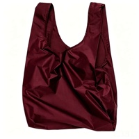 Sacs de courses en nylon personnalisés avec logo, réutilisables, pliables, écologiques, imprimés, pour la promotion des supermarchés et les cadeaux promotionnels.