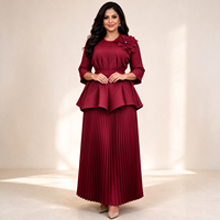 Robe islamique deux pièces brodée de fleurs, taille peplum, jupe plissée, tenue de fête modeste islamique africaine