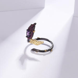 Bague ouverte unisexe Vision Améthyste en argent sterling plaqué, incrustée de strass en cristal, style floral vintage élégant, en alliage, pour soirée - Product Image 3