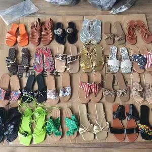 Giá Rẻ Của Phụ Nữ Dép Đi Trong Nhà Mùa Hè Mới Kích Thước Lớn Flip-Flops Giản Dị Và Thời Trang Bãi Biển Dép Với Hỗn Hợp Thiết Kế Bán Buôn - Product Image 1