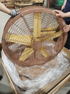 Hot Selling High Quality 220V Wall <b>Fan</b> <b>with</b> Humidity Spray Water <b>Mist</b> IP65 Protection Motor Core Components - Product Image 4
