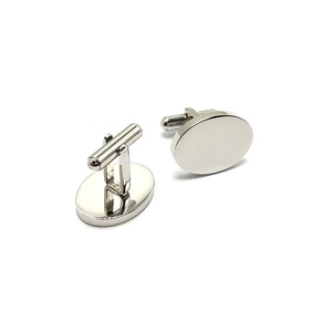 Metallo Della Vite Prigioniera Pulsante Set <span class=keywords><strong>Con</strong></span> <span class=keywords><strong>Gemelli</strong></span> Quattro Baciare Uomini Della Camicia <span class=keywords><strong>Gemelli</strong></span> Bracciale In Oro Pulsante - Product Image 2