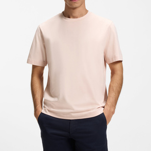 เสื้อยืดแฟชั่นผู้ชายสำหรับทุกวัน ออกแบบมาเพื่อความสบายอย่างผ่อนคลาย พร้อมดีไซน์ทันสมัยและลุคสบายๆ - Product Image 1