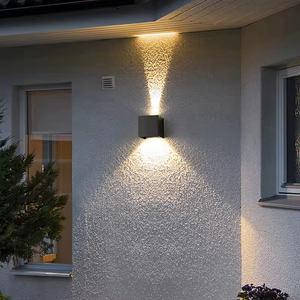 Lámpara de Pared Cuadrada Impermeable Ajustable de Cuatro Hojas, Modelo Nuevo, 12W, Lámpara LED de Fondo para Modelado, para Interiores y Exteriores - Product Image 3