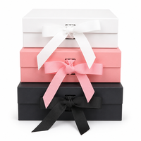 Boîte cadeau rigide blanche, rose et noire avec couvercle à ruban pour bijoux, cosmétiques, vêtements, boutique, vente au détail et cadeaux