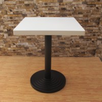 Table à manger en bois, meubles en bois, meubles de restaurant modernes, qualité garantie, prix correct, meubles pour café