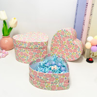 Boîte de rangement de cadeau floral en forme de coeur de style pastoral européen de luxe personnalisé boîte de papier cadeau emballage de parfum de bougie fleur