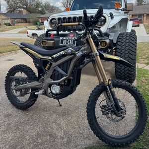 ลด<span class=keywords><strong>ราคา</strong></span> 21.5K Surron Ultra Bee 74V 60Ah รถมอเตอร์ไซค์ไฟฟ้าวิบาก ปี 2025 Surron Ultra Bee Surron มีสินค้าในสต็อก - Product Image 4