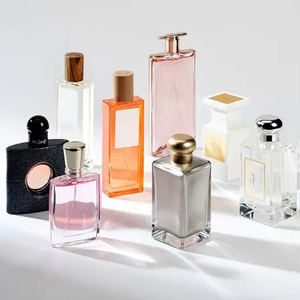 Machine de sertissage manuelle pour flacons de parfum 13-20 mm, pour le scellage des bouchons en aluminium et plastique, et la mise en bouchon des pompes pulvérisatrices de bureau - Product Image 4