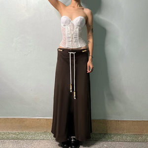 Jupe longue droite marron style rétro pour femme, avec détail de nœud perlé, coupe ajustée, fente latérale, tenue décontractée chic - Product Image 5