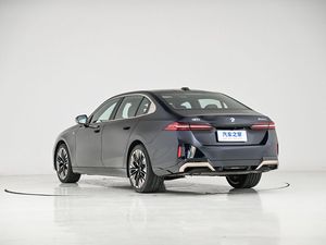 BMW Série 5 2025 525li Luxe 530li xDrive Haute Vitesse 48v PHEV 2.0t Hybride Essence Véhicules Berline pour Adultes - Product Image 3