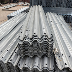 एंटी-टक्कर राजमार्ग नालीदार गर्म-डुबकी गैल्वेनाइज्ड ग्रामीण रोड गार्ड बोर्ड सड़क सुरक्षा रेलिंग - Product Image 1