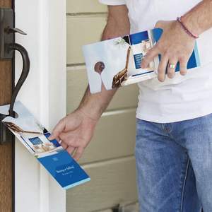 ホテルのビジネス広告用カスタム吊り下げチラシ、ドアハンガー、チラシ印刷 - Product Image 2