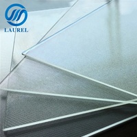 Verre solaire transparent trempé à faible teneur en fer, motif givré, 3,2 mm 4 mm, pour panneau solaire