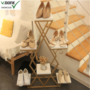 Estantes <span class=keywords><strong>de</strong></span> exhibición para tienda <span class=keywords><strong>de</strong></span> ropa <span class=keywords><strong>de</strong></span> alta gama, diseño personalizado, ligero, <span class=keywords><strong>de</strong></span> lujo, para bolso <span class=keywords><strong>de</strong></span> chica - Product Image 4