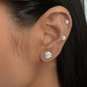 <span class=keywords><strong>3</strong></span>個入り パーフェクトラボイヤリング 18K純金 <span class=keywords><strong>1</strong></span>カラット ツイストスモールダイヤモンドスタッド - Product Image 2