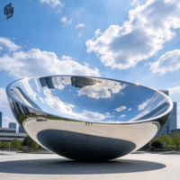 Sculpture en acier inoxydable concave polie sur mesure, art moderne, miroir métallique, statue pour la décoration de place en plein air