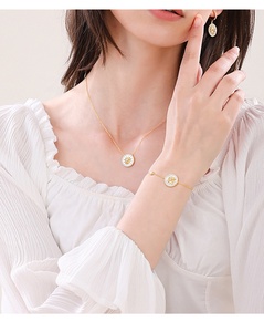 SSeeSY diseño personalizado alta calidad collar de concha de estrella de ocho puntas señoras joyería de moda europea americana regalo chapado en oro - Product Image 3