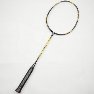 Raquettes <span class=keywords><strong>de</strong></span> <span class=keywords><strong>badminton</strong></span> <span class=keywords><strong>haut</strong></span> <span class=keywords><strong>de</strong></span> <span class=keywords><strong>gamme</strong></span> légères <span class=keywords><strong>de</strong></span> 80 g, personnalisées avec logo/design OEM, haute qualité, tissage 1K + graphite nano M40 - Product Image 6