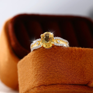 Anillo de Compromiso Ajustable de Dos Tonos en Plata 925 Chapado en Oro Vintage, con Piedra Natural Ovalada de Alta Calidad de 6*8mm - Product Image 5