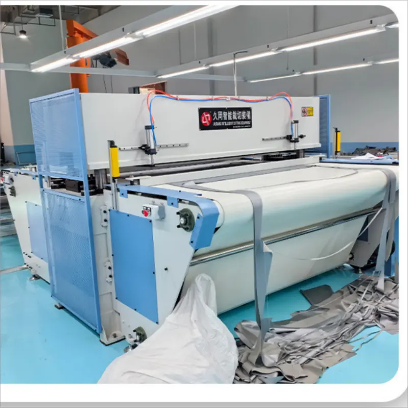 conveyor belt type die cutting press machine for car safety airbags