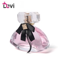 Nouvelles bouteilles de parfum en verre élégantes et uniques, impression de logo personnalisée, vaporisateur à pompe, 50 ml, cosmétique vide écologique