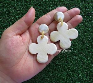 Boucles d'oreilles à clip en corne de buffle VE480 à la mode pour les fêtes de mariage cadeau donnant des bijoux de mode - Product Image 1