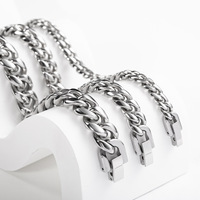 Collar de Cadena Cubana de Acero Inoxidable y Titanio, Moderno y Atrevido, Joyería para Hombre, Accesorio de Regalo Perfecto