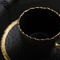 Ensemble tasse à café et soucoupe en céramique simple style européen personnalisé pour couple cadeau au design classique