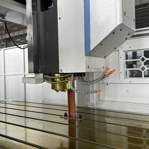 Высокоточный фрезерный станок Fanuc CNC BT40 с двумя колоннами, универсальный, вертикальный, простой в эксплуатации, для обработки металла - Product Image 2